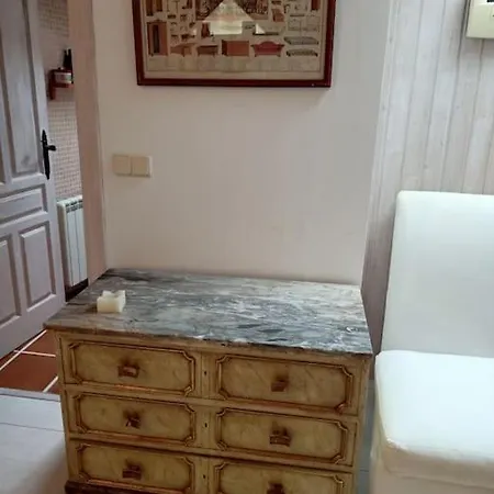 Casita De Ensueno, En La Sierra De Segovia