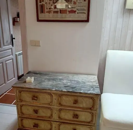 Casita De Ensueno, En La Sierra De 세고비아